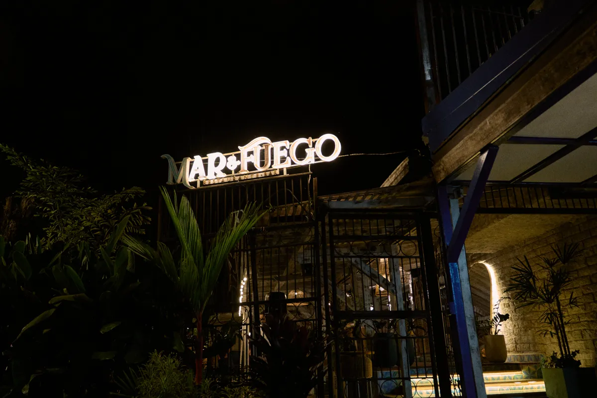 La Fachada