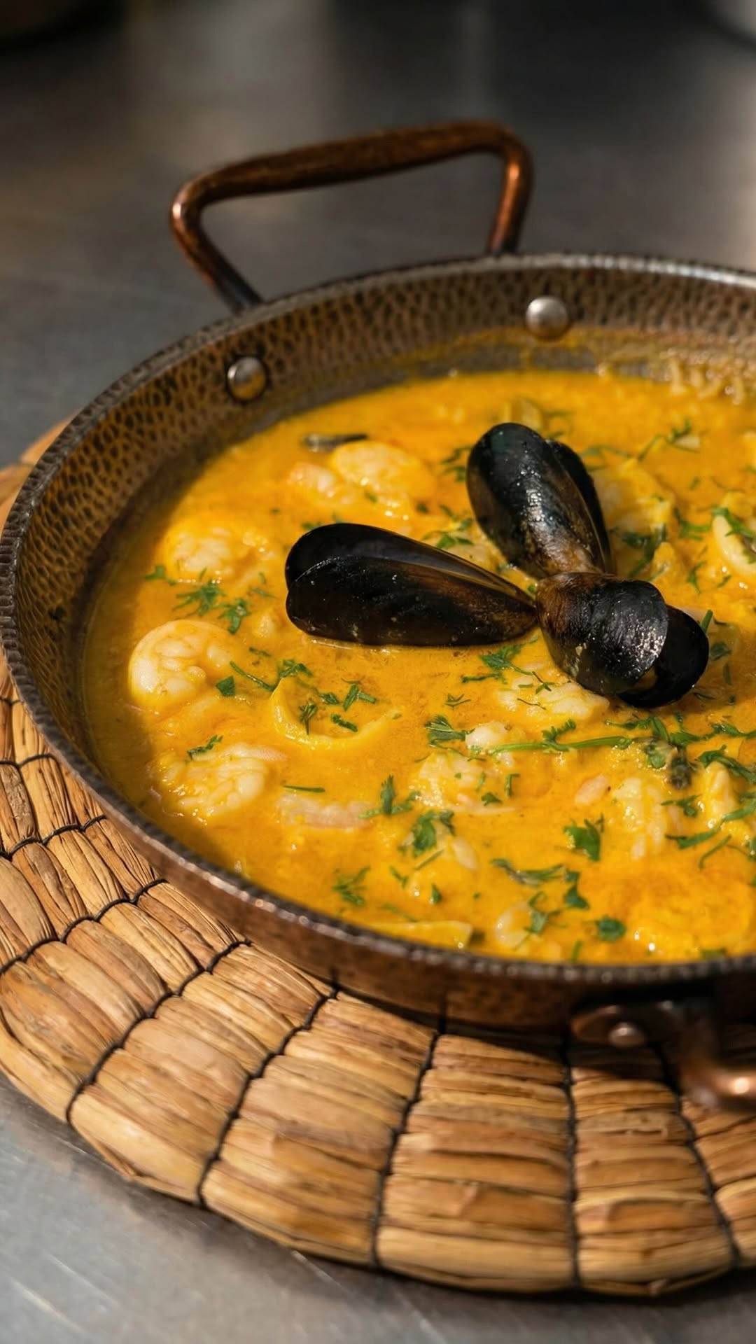 Ceviche y mariscos frescos del Pacífico colombiano